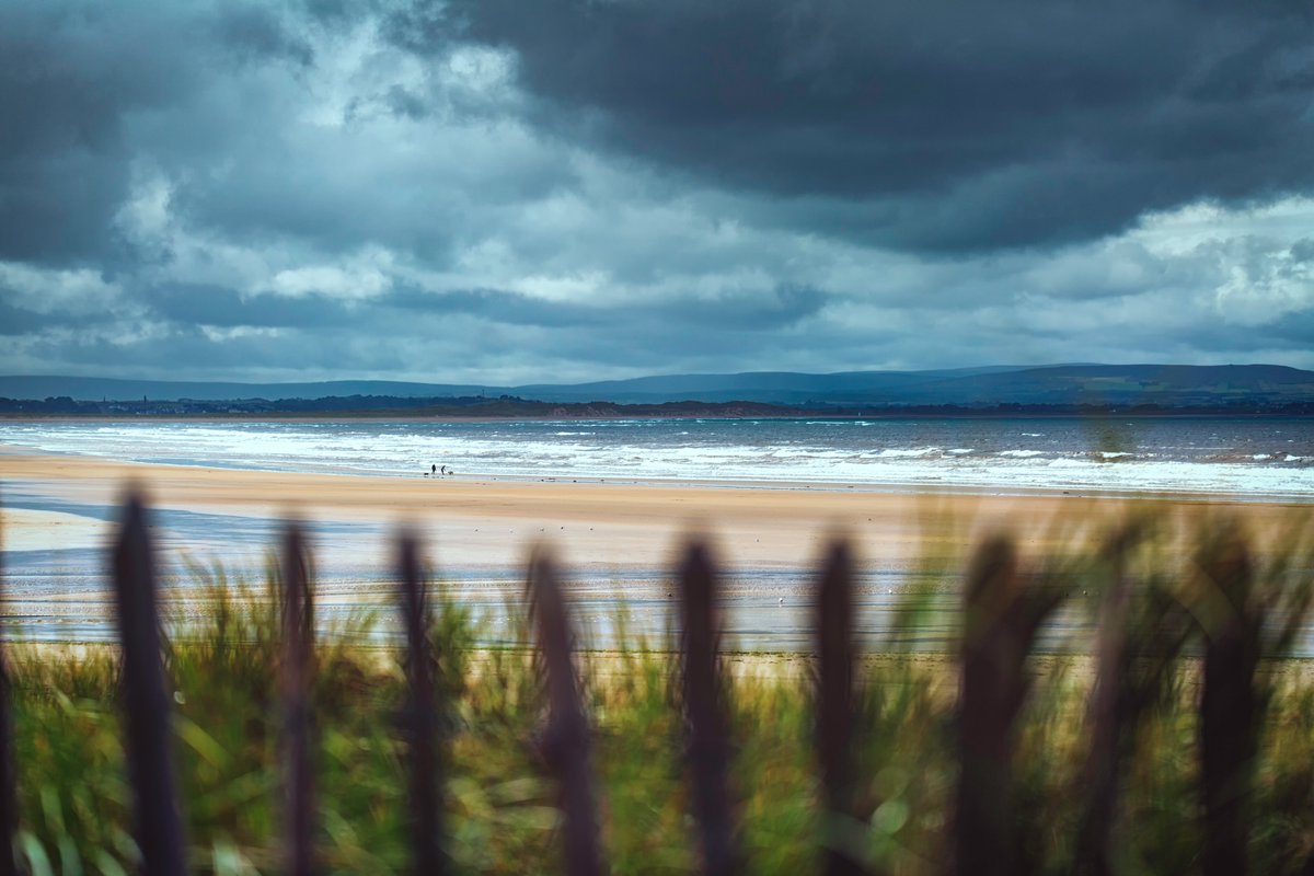 DanielStruk's tweet photo. Enniscrone Beach, Co. Sligo, Ireland.
@WeatherAisling @msnweather
 @StormHour @angie_weather @RTENationwide @wildatlanticway @WAWHour @VisitSouthSligo @sligotourism @ThePhotoHour @StormHour @BestOfSligo https://t.co/84JKIeqaVj