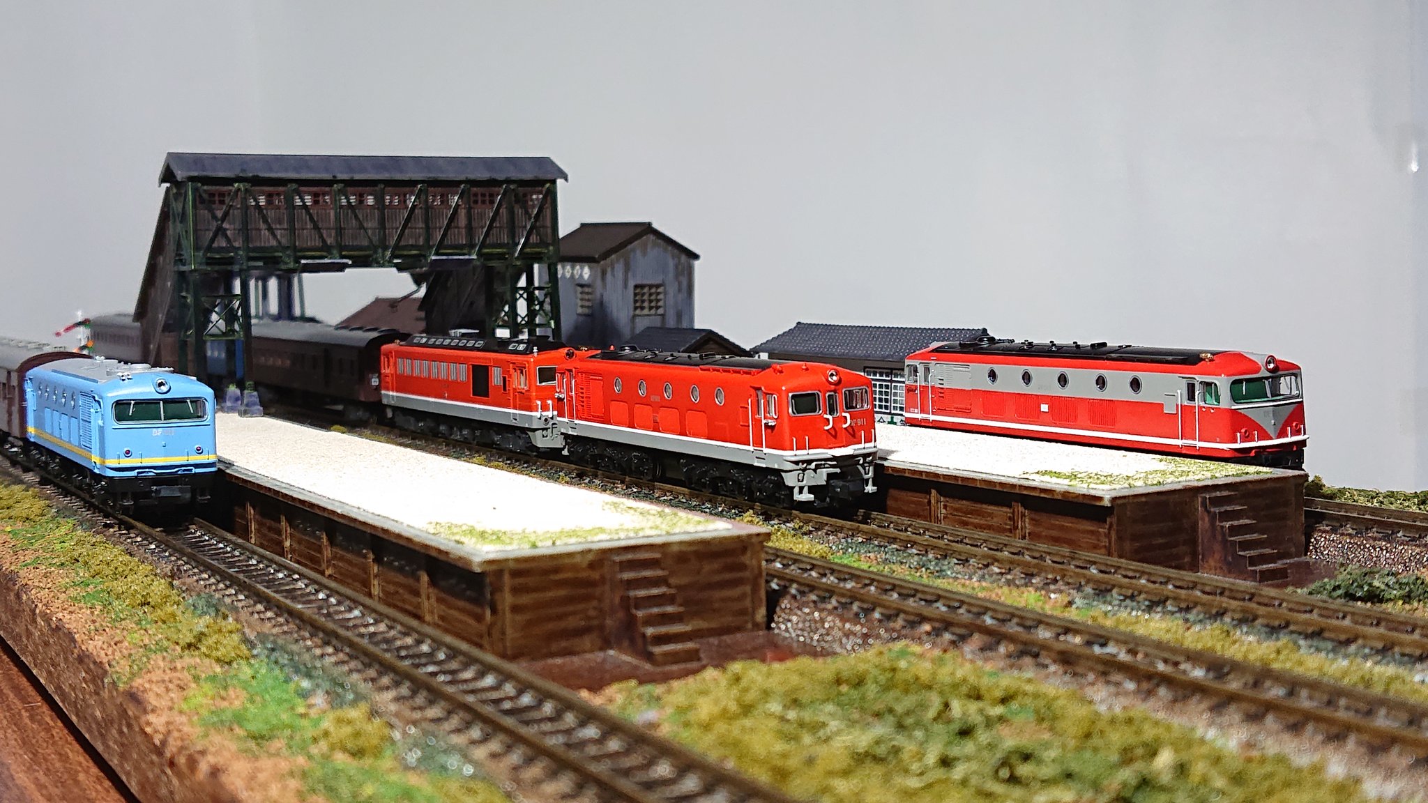 鉄道模型 HOゲージ DF40 鉄道模型 HOゲージ DF40
