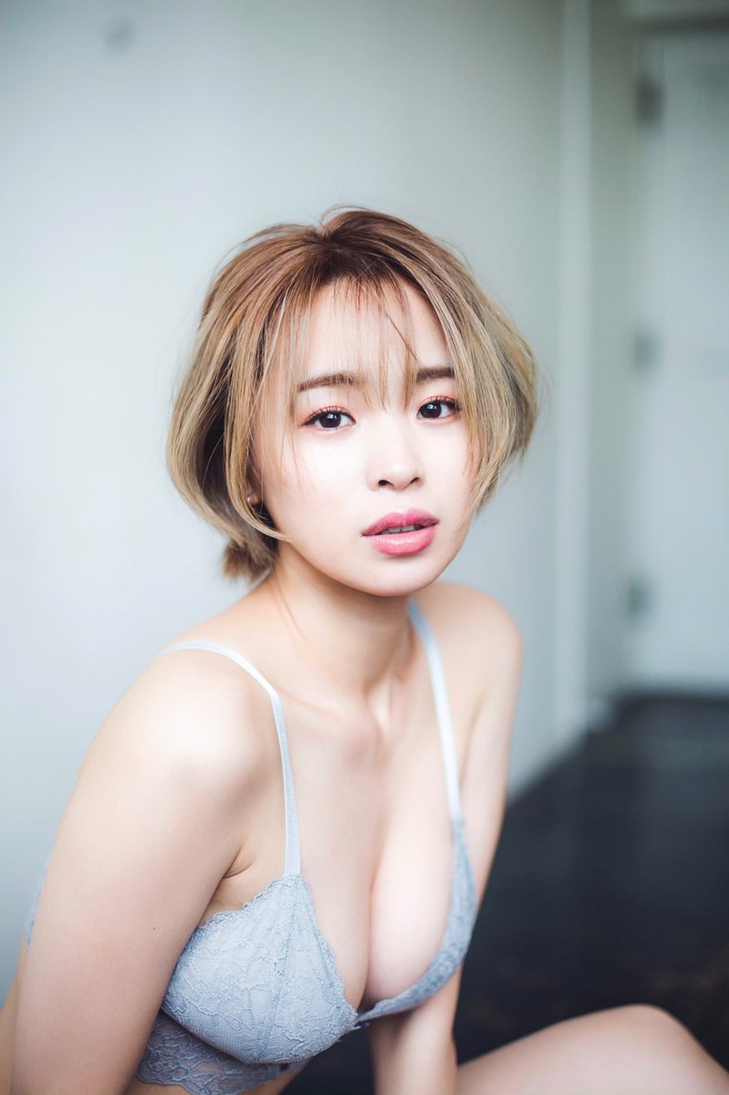 野々宮ミカ 実家に帰ってきてます Tgsのお陰で毎年帰ってこれて嬉しい ツイッターのアイコン変えました 金髪ショート お気に入りです おやすみなさい