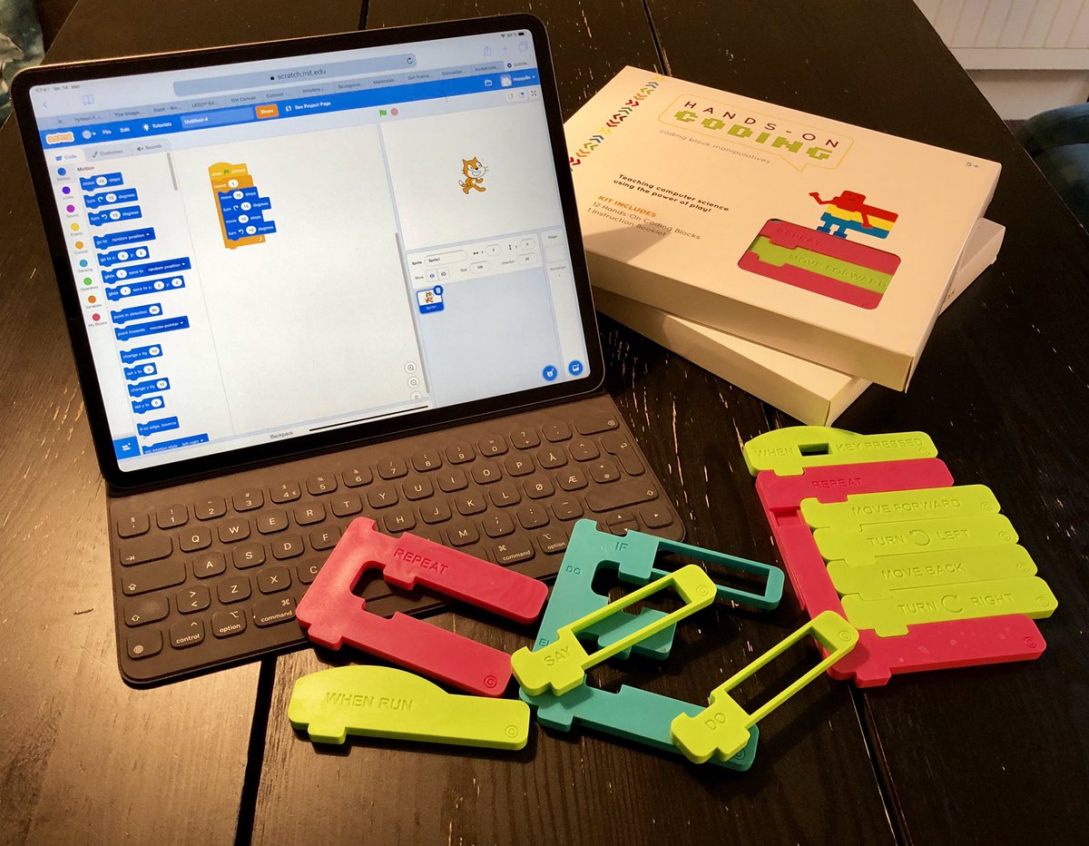 hustufta's tweet image. Spent på å prøve ut fysiske kode-blokker fra #handsoncoding sammen med elever som har nedsatt syn! #kodingforsynshemmede #IKTforsynshemmede
