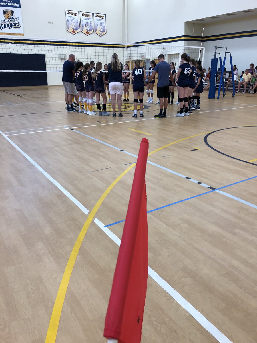 wchrisharvey's tweet photo. I got heckled today by a coach for not calling foot-faults. She had no idea how much I would have loved to call a real foot fault, but I’m not gonna make it up!#thepowerisreal https://t.co/mcOeImjdVC