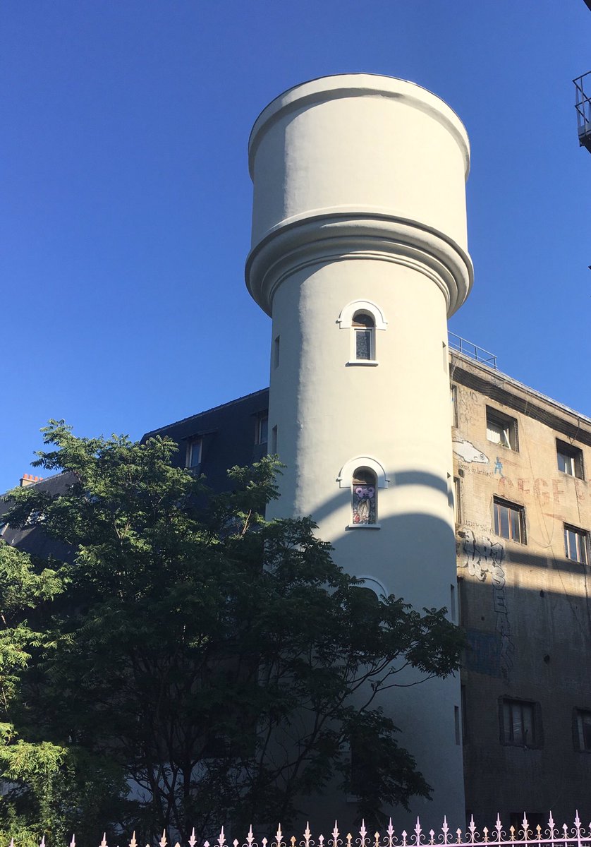 La tour des Frigos refaite!!
Un grand merci à la DAE qui s’occupe du Site, travail pas facile.