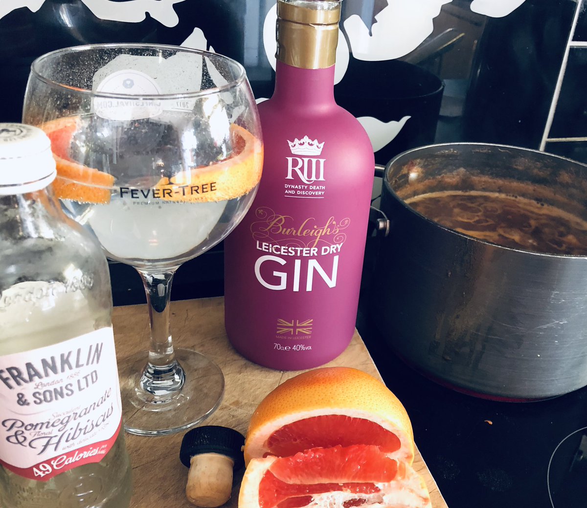 Gin Geanie tweet media