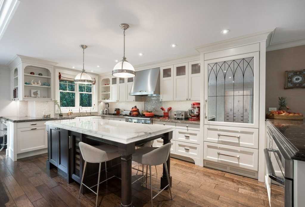 bel_lelli's tweet photo. 3 Open Houses - 161 Glenforest Rd. Sat/Sun 2-4pm, 26 Buckingham Cres. Sat/Sunday 2-4pm; 187 Roe Ave. today only 2-4pm #openhouseToronto #LawrenceParkhome #toprealestateteam #detachedhomeforsaleLawrencePark https://t.co/eylFhetxvN