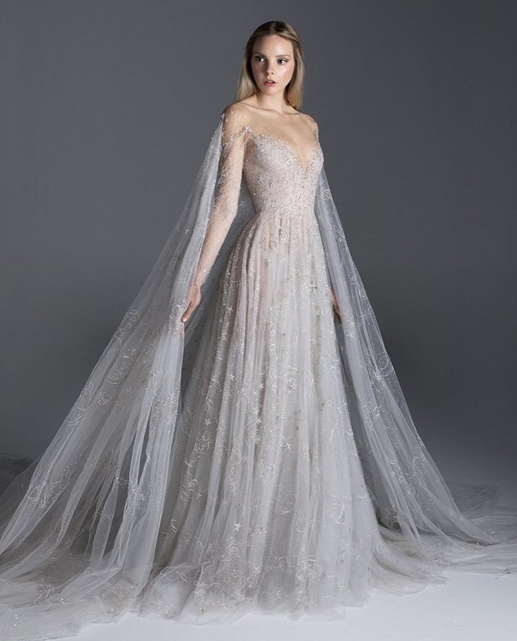 FashionweekNYC's tweet photo. Take a look at the Paolo Sebastian Fall 2019 Couture Collection 😍😍😍 https://t.co/iNA0rzFonE