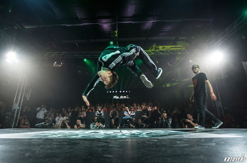 Zadkine start samen met <a href="/iamredo/">Redouan Ait Chitt</a> een uniek lesprogramma om uitval onder studenten gezondheidszorg te voorkomen.
Lees hier meer: bit.ly/30eBKgT
#redo #noexcusesnolimits #zadkine #ditismbo #breakdance #dancing #dansen #motivatie #inspiratie #motivation