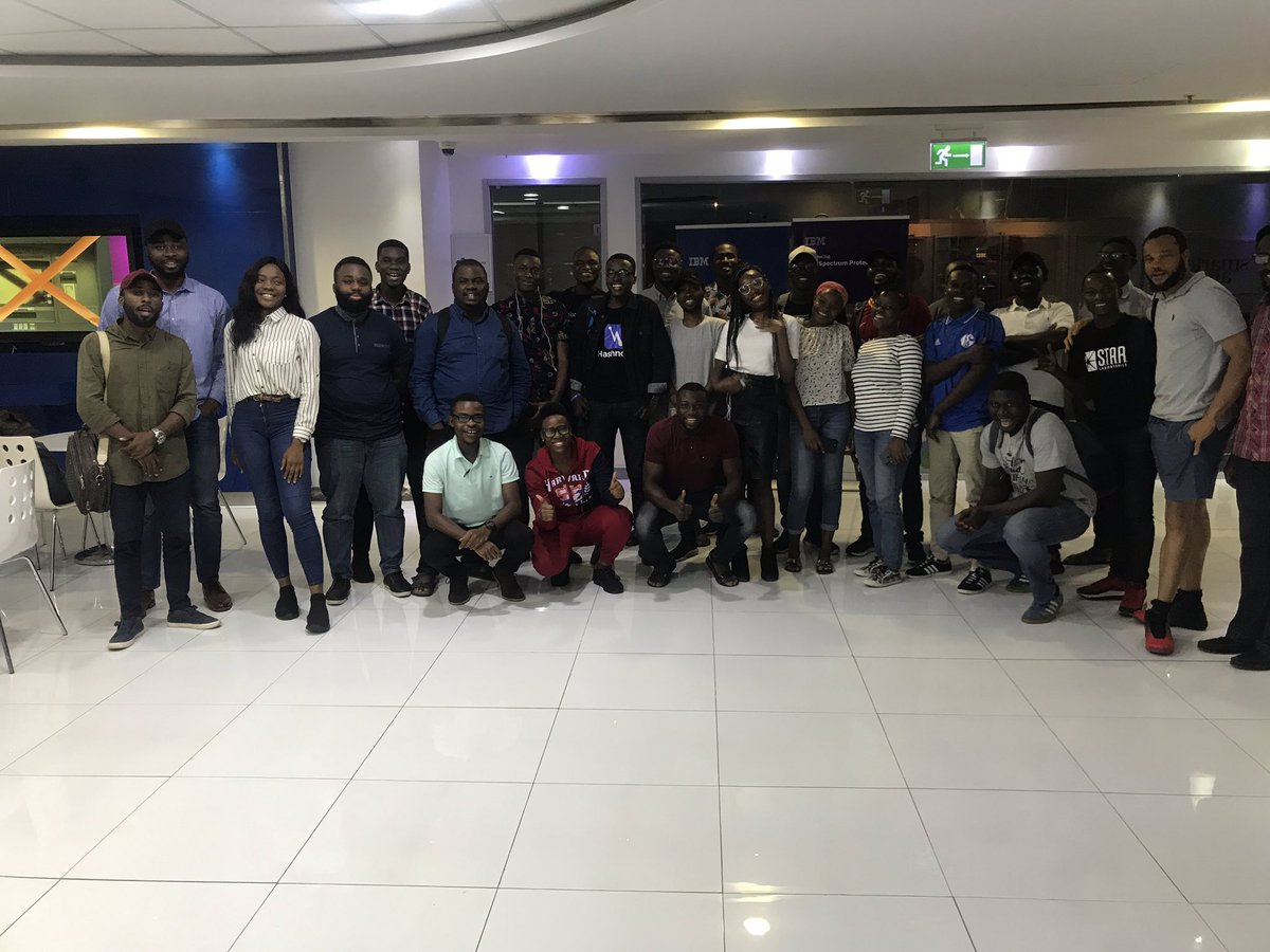 lauragift_'s tweet photo. It’s a wrap! This was really amazing and thank you all for coming. @JAMstackLagos #JAMstackLagos https://t.co/oGSgOLCPWR
