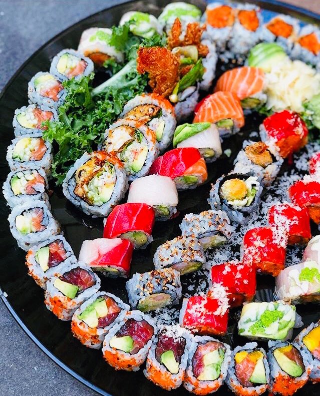TheFoodOverload's tweet photo. Sushi
#Food #FoodPorn #Photography https://t.co/nOPmZy48fU