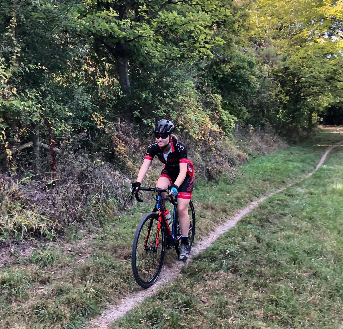 Lovely day for my first ride on my #BANJOX bike. Looking forward to racing it tomorrow. Thanks <a href="/Banjocycles/">Banjo Cycles</a> <a href="/VITTORIATYRESUK/">VITTORIATYRESUK</a> <a href="/SpecializedNewb/">Specialized Newbury</a> <a href="/racewaredirect/">RaceWare</a> <a href="/NWN_Sport/">Newbury Today Sport</a> <a href="/Halcyoncc/">HalcyonCycleCoaching</a> <a href="/Specialized_UK/">Specialized UK</a>