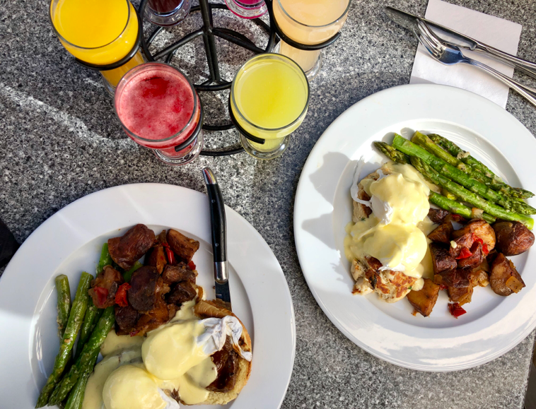 Dantannas's tweet photo. Brunch and game day, the only two things that make getting out of bed on a Saturday morning worth it. Brunch is available at our Buckhead location until 5pm. #buckheadbrunch #footballseason #brunchtime https://t.co/zpgIh001T5