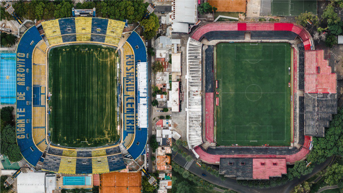 Rosario Turismo على تويتر: "?? ¡Fin de semana de clásico en #Rosario! ❤? Mirá los estadios "Gigante de Arroyito" y "Coloso del Parque" desde arriba. ¿Conocés alguno de estos templos del fútbol