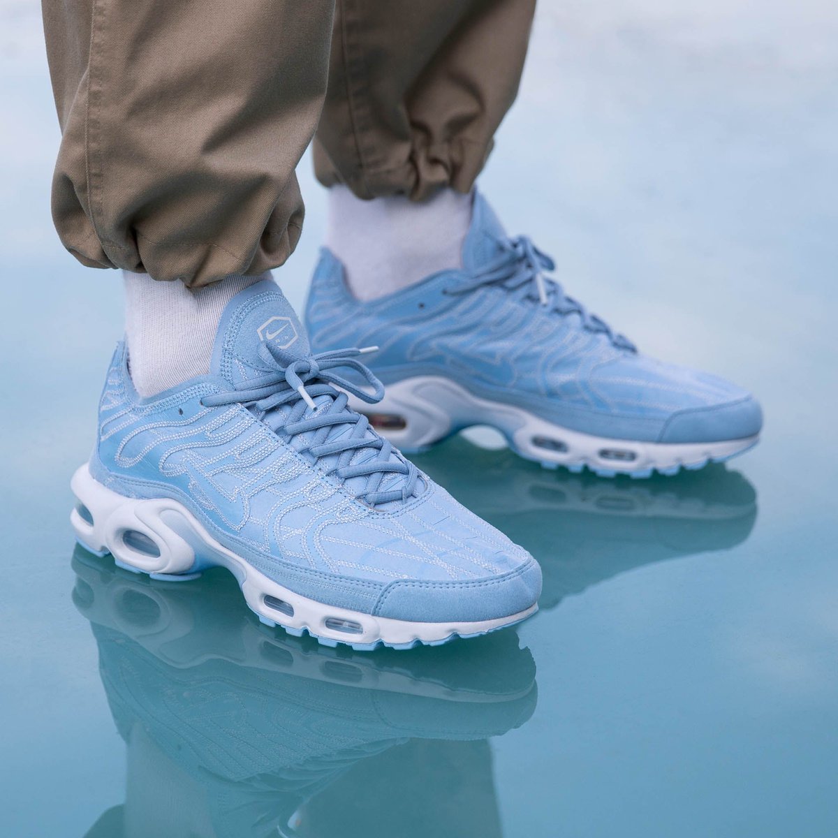 nike sportswear air max plus deconstructed