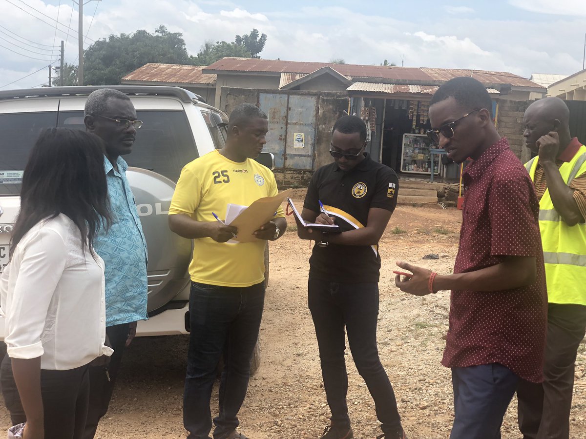 GNPCFoundation's tweet photo. Finally at Breman UGC, the team toured the community to assess the current water situation in the area and it’s suitability for a Borehole water facility with assistance from the municipal authority.
#BoreholeProject #Suame #AshantiRegion #ImpactingLives https://t.co/bJ8ezSM7pV