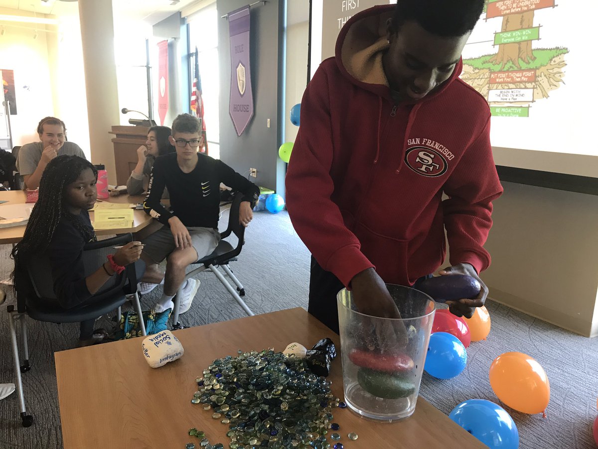 peteradry's tweet image. How do teens fit everything into their busy lives? @PrincipiaSchool we teach strategies to help identify big rocks (that emerge from your values) and how to prioritise (what is not urgent but important) #prinprogress