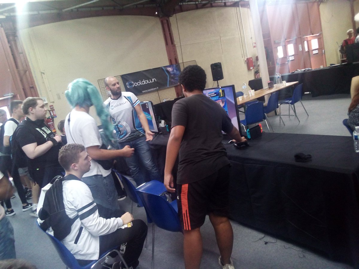 Cooldownfr's tweet photo. Encore un tournoi mais c'est le dernier de la journée et sur #SSBU !

D'ailleurs, amateurs et pro de Valence nous vous proposerons encore des tournois demain dont du #SSBU et du #FIFA19 avec de nombreux lots et goodies à gagner ! https://t.co/7a8Amfgtg2