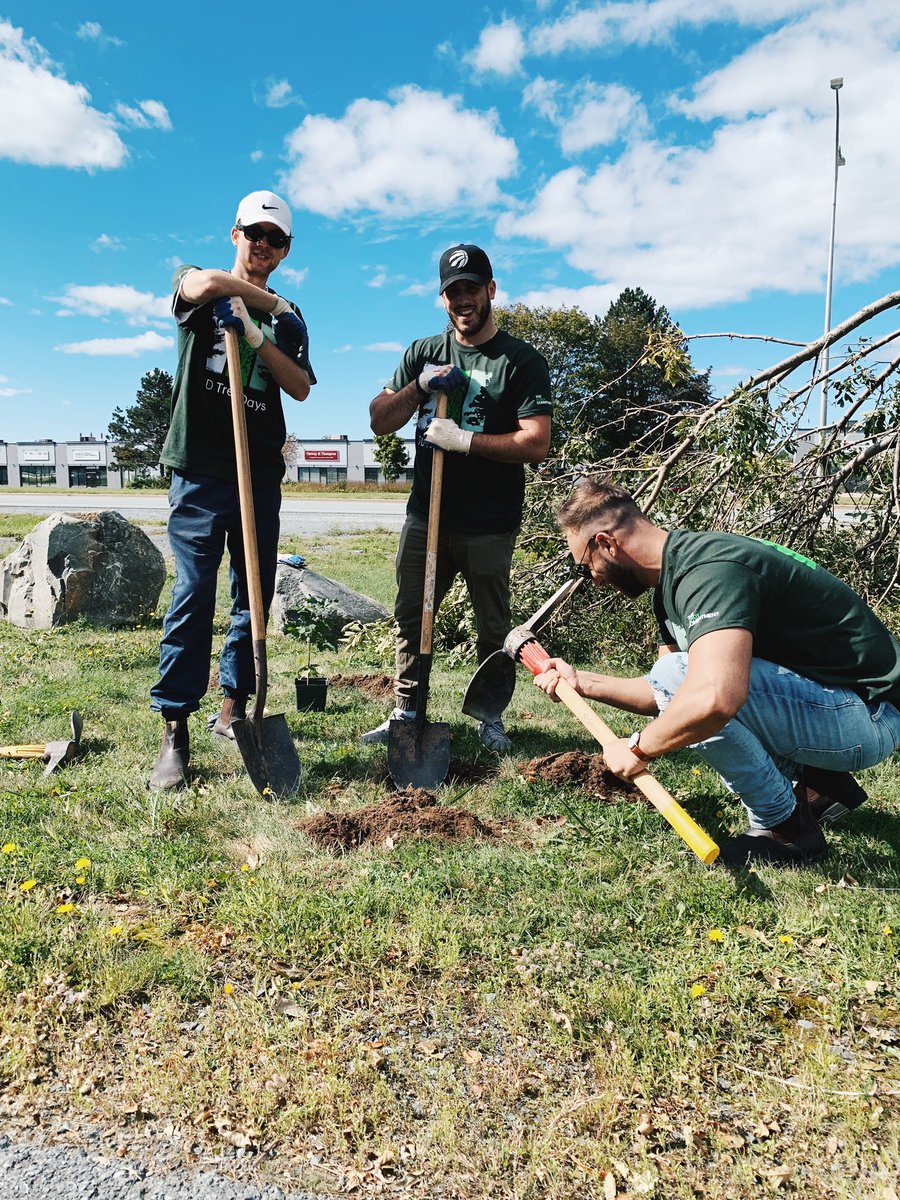 OSemeda's tweet photo. Great morning today volunteering with TD Tree Days to plant some trees and help the environment! #YouMakeTD #TreeDays #TheReadyCommitment https://t.co/OHveEy7urB