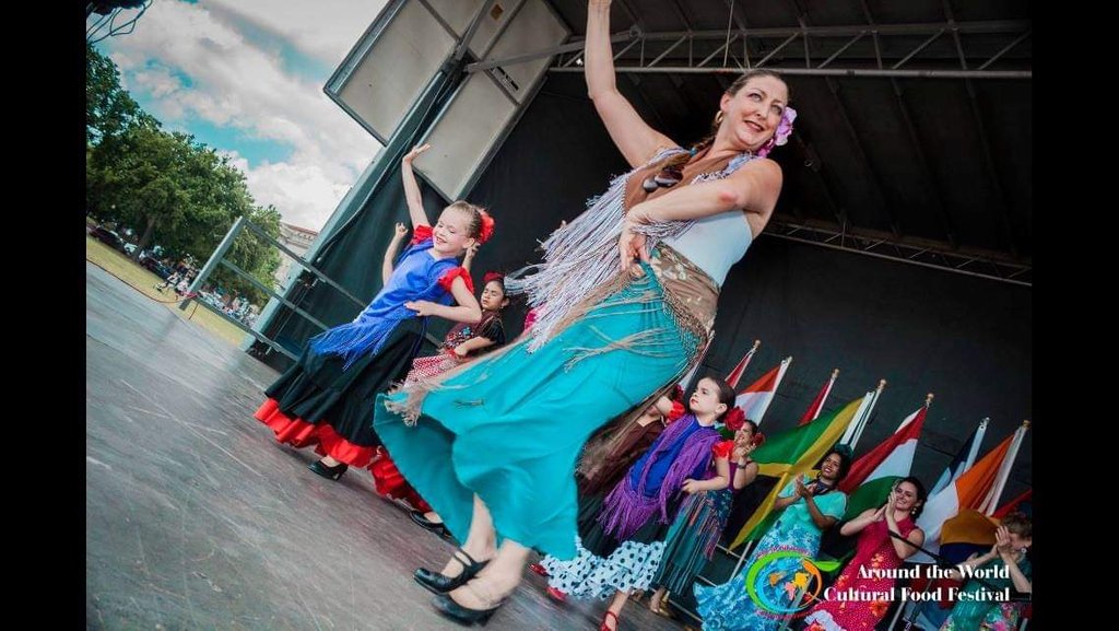 DancePlace's tweet photo. We are so excited that Flamenco is starting today! Join us from 2-3:30pm for beginner Flamenco with La Magdalena!
#danceplacedc #dcdance #dc #dance #202creates #flamenco #danceclass https://t.co/vAnL6Lp53g