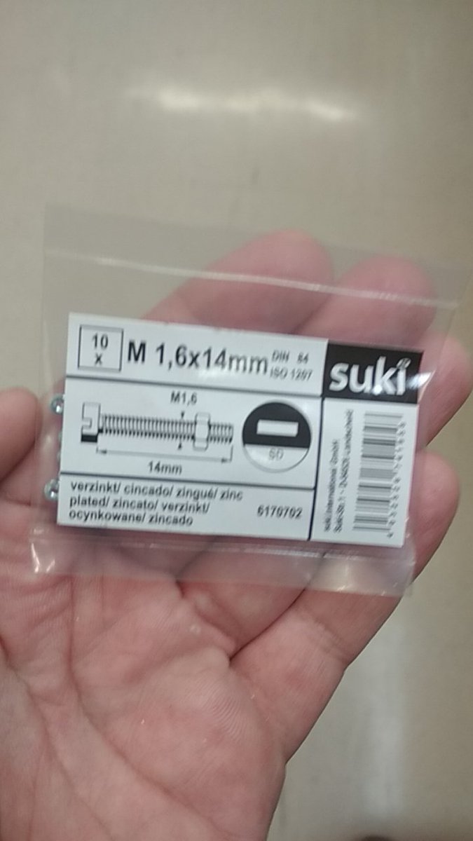 JavierIH's tweet photo. Es curioso la de veces que me ha salvado la vida este organizador roñoso de @leroymerlin_es. Por favor, no lo quitéis nunca! 😅 Unos tornillos M1.6 para #micropanda 🐼 https://t.co/yCS28llmMI