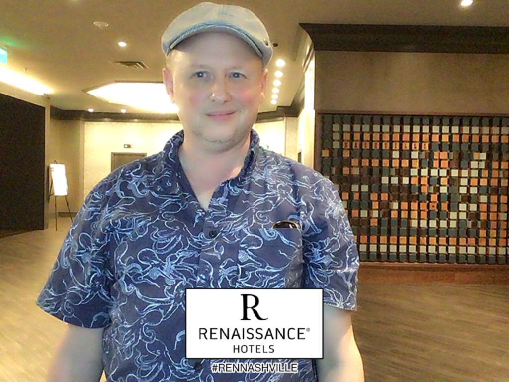 pwallace67's tweet photo. We ate dinner for my birthday at a neat place in the Renaissance Hotel called Little Fib. The hotel lobby had a neat little contraption where you take a selfie and then send it to yourself. #RenHotels #buzzybooth @rennashville https://t.co/8aGcDeENpL