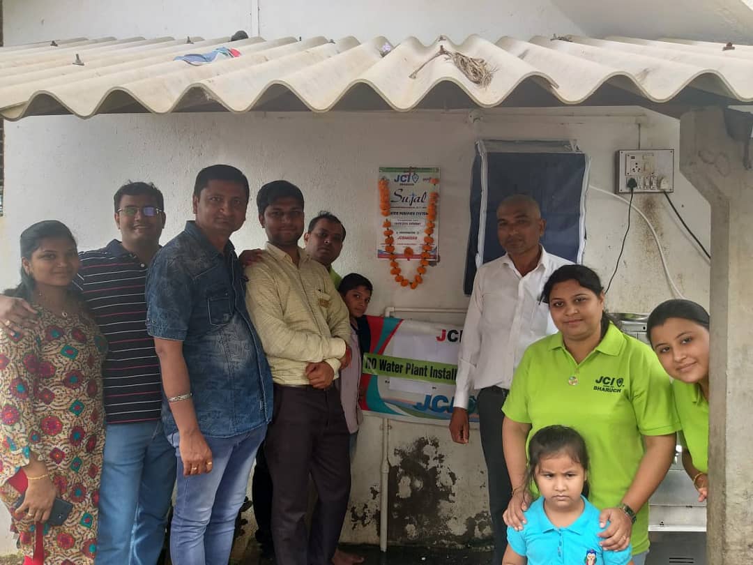 JBharuch's tweet photo. JCI Week DAY-6 "CLEAN WATER & SANITATION"
JCI Bharuch installed "RO WATER PLANT" @ Atali Ashram Shala, Dahej under the "SUJAL" flagship project of JCI INDIA
#jciindia #jciindiazone8 #jcibharuch #jciweek #jcweek2019
#UNSDG #SDG6 #cleanwaterandsanitation #sujal #healthandhygiene https://t.co/K4GRyp1d6N