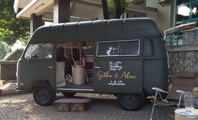 bdgphotobooth's tweet photo. #photo #booth #bandung #dengan #mobil #volkswagen
#unik #dan #menarik #untuk #hadir
#pada #acara #kumpul #keluarga #teman
#reuni #akbar #nikahan #khitanan #gathering
#wisuda #prewedd #apapun acaranya #bisa #disesuaikan https://t.co/QwjfigJgK9