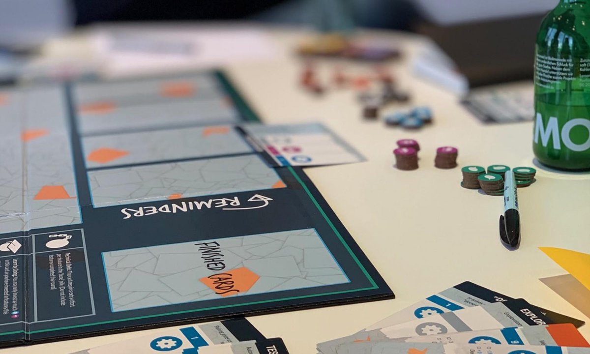ScrumAlliance's tweet photo. If you're at #SGVIE19, @itagile invites you to earn extra SEUs by attending the #AgileFluency workshop right after the Gathering. Learn how to introduce or significantly improve agile adoption by playing a game! Find out more: https://t.co/LEWIQuRb5o #SponsorSaturday #SGVIE19 https://t.co/7F1AphApoX