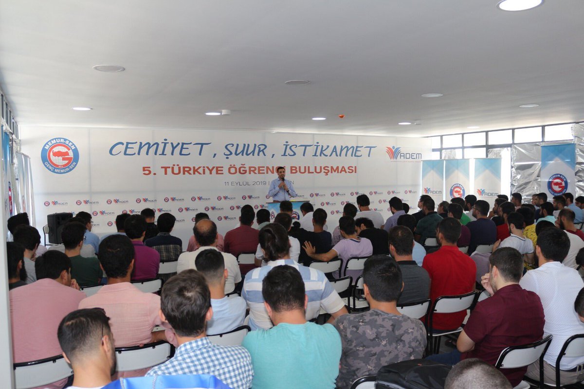 _aliyalcin_'s tweet photo. 11-15 Eylül arası “Cemiyet, Şuur ve İstikamet” temasıyla Türkiye Geneli ADEM(Akademik,Düşünce,Eğitim ve Medeniyet) Öğrenci Topluluğu başkanlarının katıldığı Genç Memur-Sen’imizin Kamp Programı Mersin/Silifke’de gerçekleşiyor.

Tebrik ediyorum @beyhaneyup44 ve @gencmemursen ‘imizi https://t.co/iDJDVrPXnv