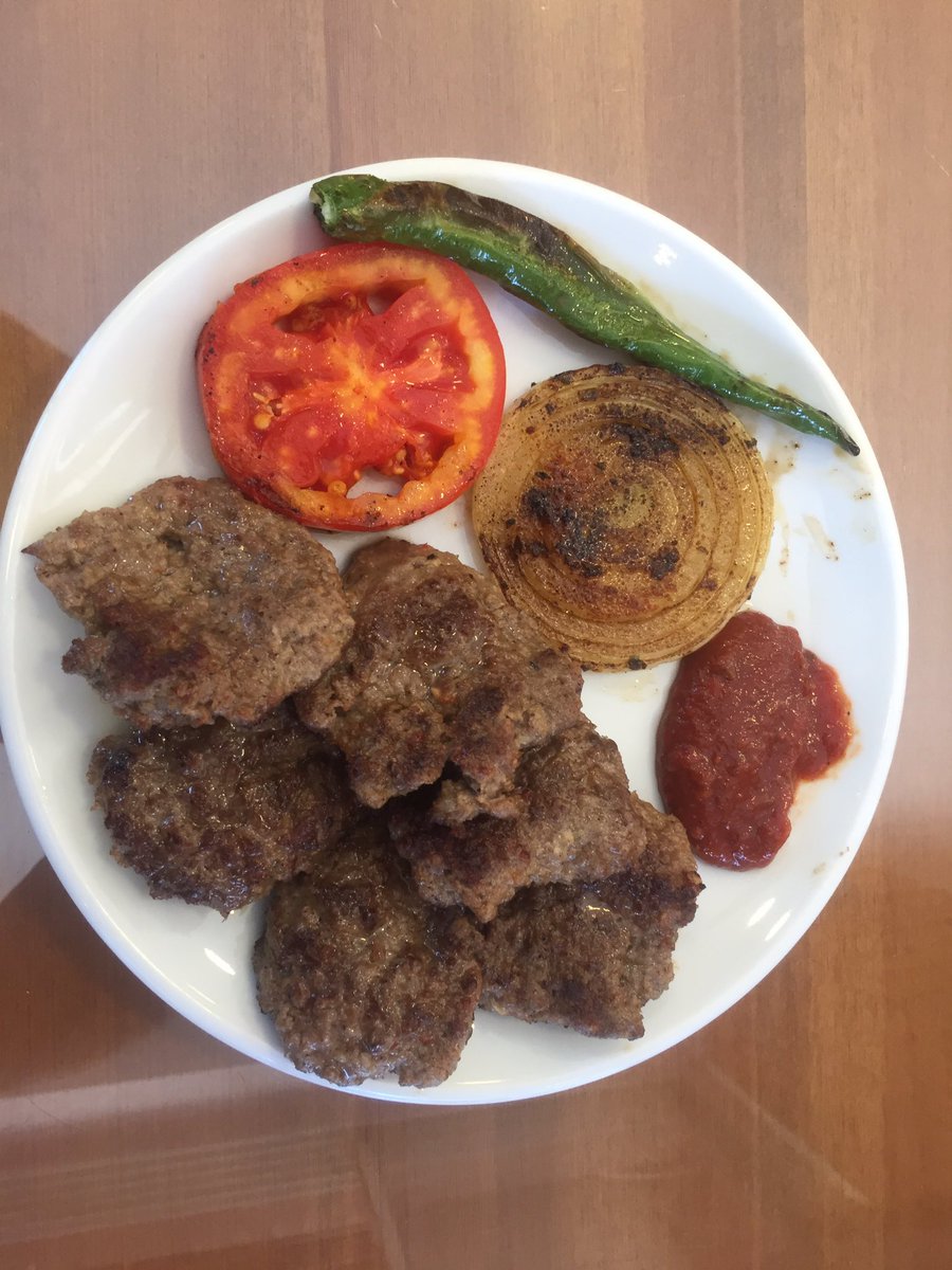 MahirKofte's tweet photo. Şöyle bişey..Harika olmazmı??😍😋 https://t.co/jzuVYK9IxN