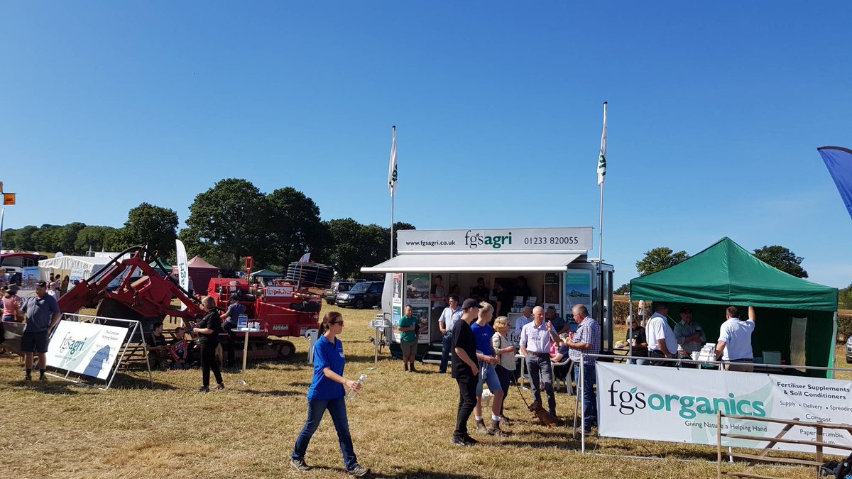 FGSAgri's tweet image. In full swing here at the Weald of Kent Ploughing Match. Feel free to come over for a chat and refreshments! Our stand will be located around the main ring. Look out for the FGS Agri flags which will be fiying above our show trailer. #FGS #FGSAgri #FlyingFlags #Pray4Sun