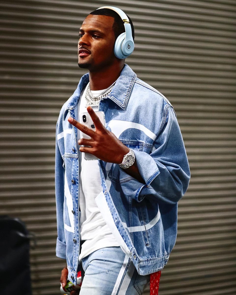 deshaunwatson's tweet photo. Thank you Lord, blessed to see age 24 today! 🙏🏾❤️ https://t.co/sukthiq2c8