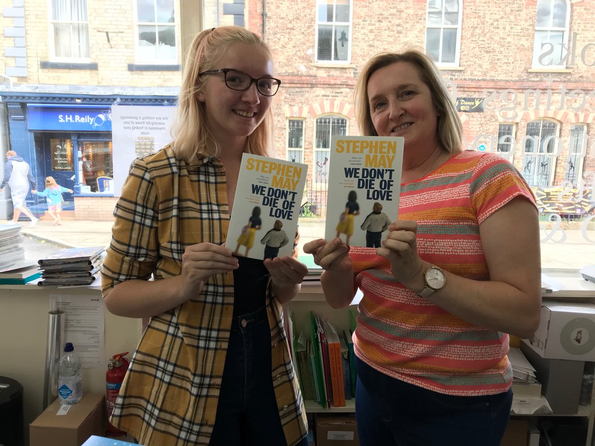 Thank you to lovely team at @guisboroughbook ( Katie and Gaye pictured) off to @BookCornerShop in Saltburn...