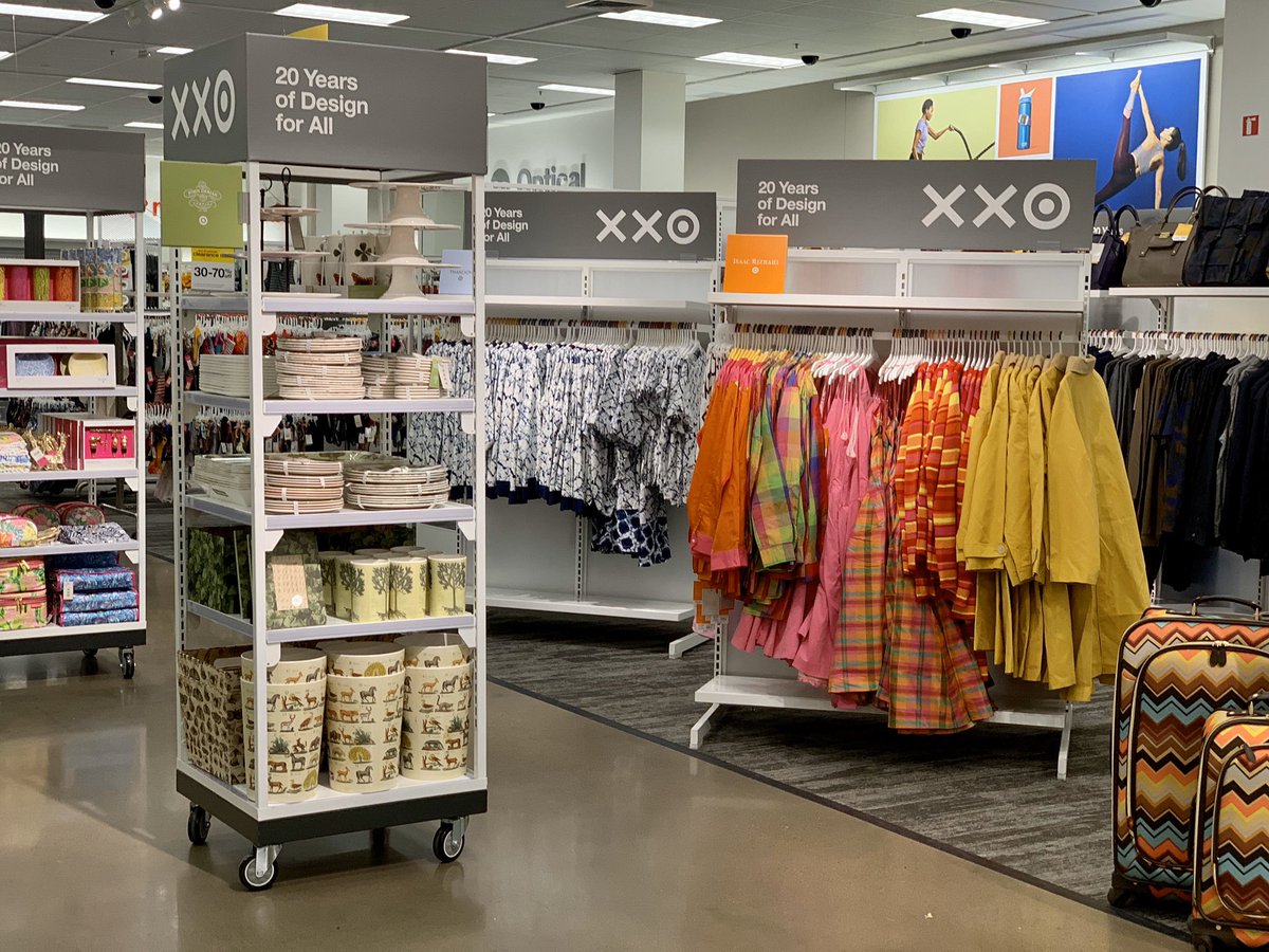 Jonathan Glatfelter (@jwg_vm) on Twitter photo 20 high-fives for “20 Years of Design!” 🖐🏼 #Target20 #T1375 #flagship #merchandising #styling <a href="/PetzoldAshley/">Ashley</a> <a href="/Adam_Reiter/">Arbitrum Now</a> <a href="/JenieBrisson/">Jenie Brisson</a> <a href="/MurrayWWilliams/">Murray</a> @EliseGoplen <a href="/targetellie/">Targetellie</a> @VML_Dan 20 high-fives for “20 Years of Design!” 🖐🏼 #Target20 #T1375 #flagship #merchandising #styling <a href="/PetzoldAshley/">Ashley</a> <a href="/Adam_Reiter/">Arbitrum Now</a> <a href="/JenieBrisson/">Jenie Brisson</a> <a href="/MurrayWWilliams/">Murray</a> @EliseGoplen <a href="/targetellie/">Targetellie</a> @VML_Dan