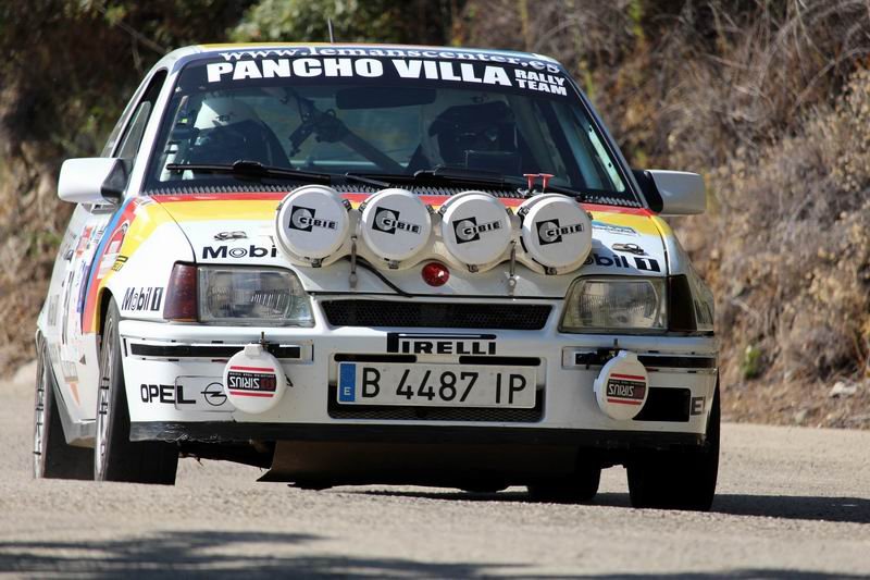 Después de ver los vídeos toca leer 😉 Aquí tenéis el reportaje en #citadecampeones del #RallyeExtremaduraHistorico, cuarta prueba del @CERVH1. Incluye crónica, fotos, clasificaciones y también el vídeo resumen y el de la #camarina 😀 citadecampeones.com/2019/reportaje…