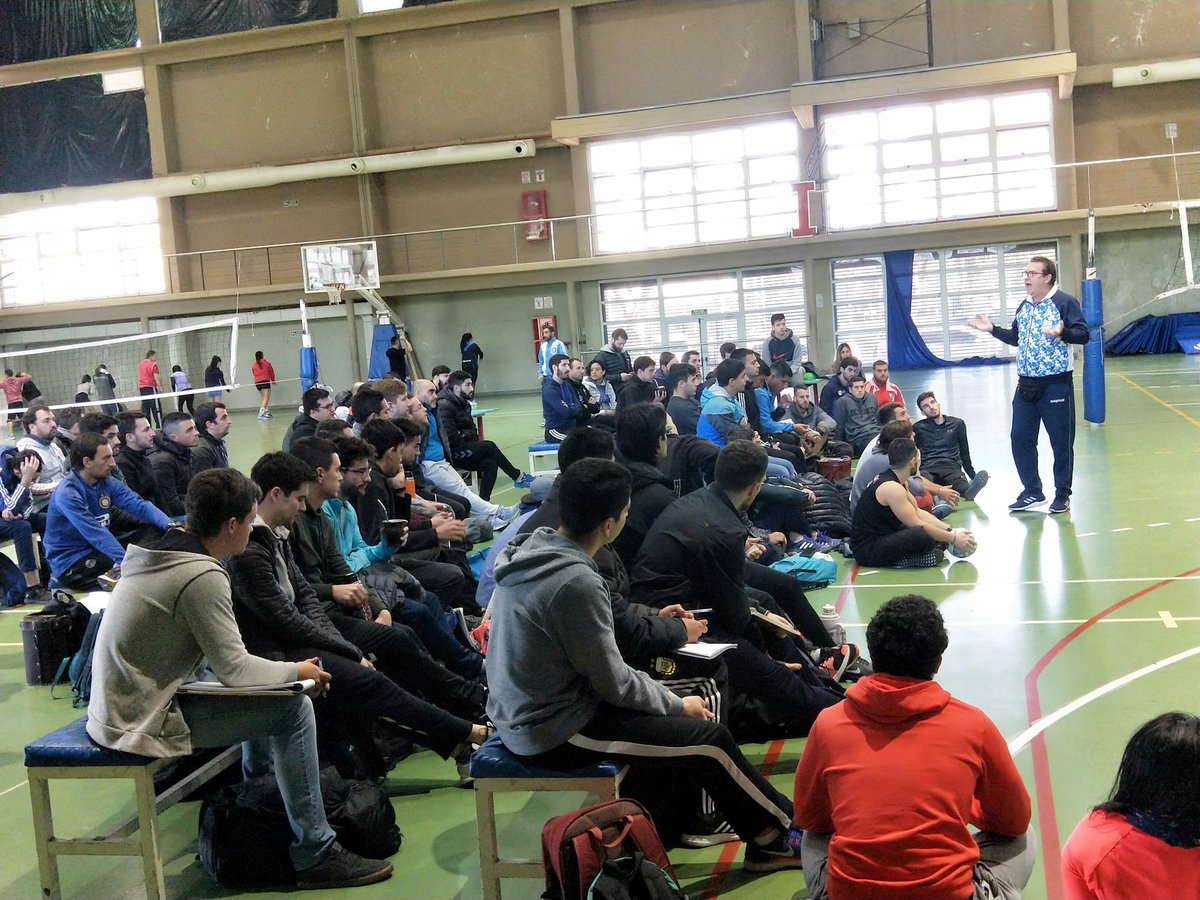 Tecnica, Tactica y Estrategia a cargo de <a href="/CullinanGustavo/">Gustavo Cullinan</a> en nuestra Licenciatura en Alto Rendimiento Deportivo
20 años formando a l@s mejores profesionales del deporte 

#BuenSabado #Basquet #Argentina #Deportes #lard #unlz #puef  #educacionfisica #Mundial