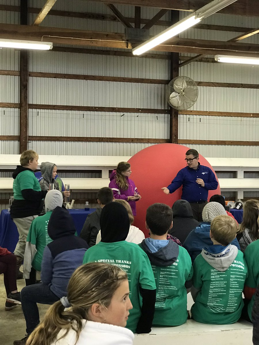 KnutsonMrs's tweet photo. The 6th graders @BBEschools had a great day at the POPE, STEVENS &amp; GRANT COUNTY WATERFEST @missamundson https://t.co/GPUdxDwfXx
