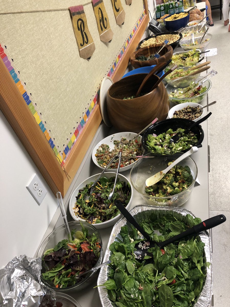 hvehelvey's tweet photo. Shout out to our best ever Happy Valley Parents Club!Thank you for the amazing lunch! #hvehuskies #SaladsForDays #delicious #StaffBonding https://t.co/trNKWOpQbl