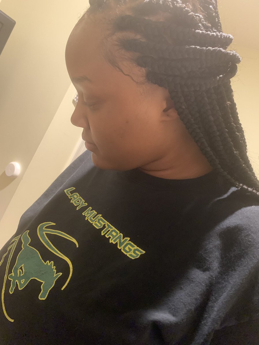 CoonieRaee's tweet photo. Extended Medium Size Box Braids 💛 #fvsu23 #ibraid https://t.co/1TfsHsuSMj