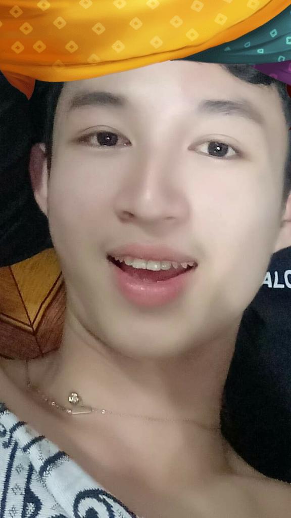 ETirayza's tweet photo. ညီေလအိပ္ခ်င္ေန p..😩😩😩 ေခ်ာ့သိပ္ေပးမဲ့koko💛💛💛တေယာက္ေလာက္ ..... ☺ https://t.co/oqHm1MkUpm