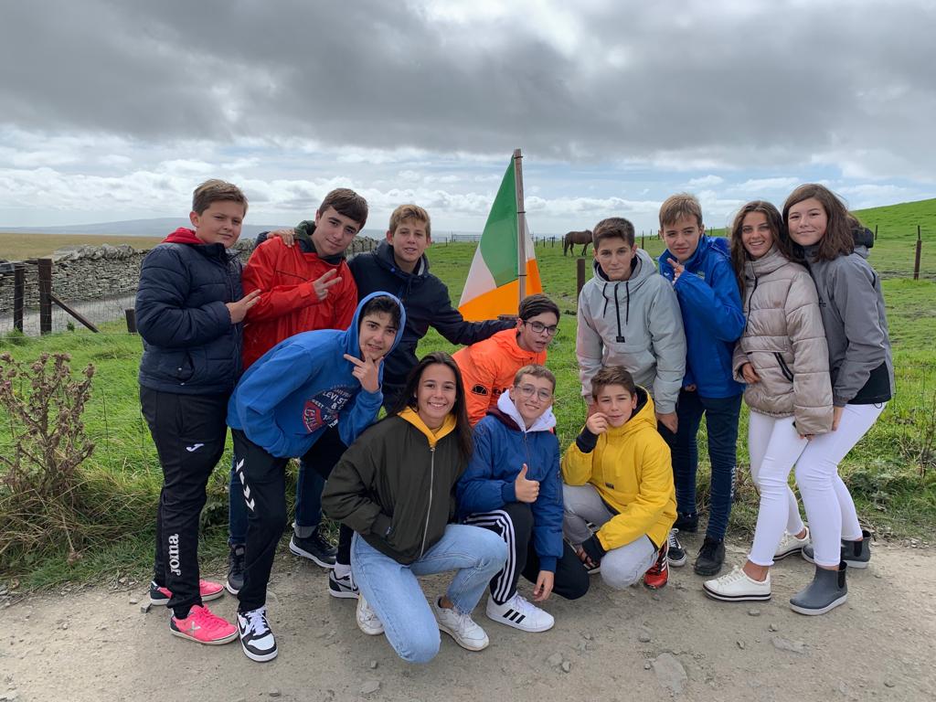 HerenciaMerced's tweet photo. Acantilados de Moher!! Amazing!!
#mercedariasherencia #ESO #mercedemociona
#mohercliffs https://t.co/bQg38uBlKH