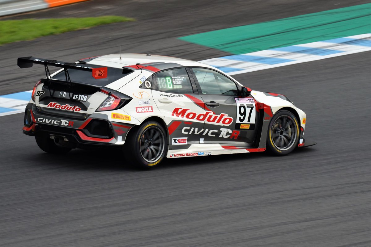 kun71094249's tweet photo. S耐 もてぎ
明日の決勝、97号車の健闘を祈ります‼️
#ModuloCIVIC
#ST-TCR https://t.co/7gctf7BR44