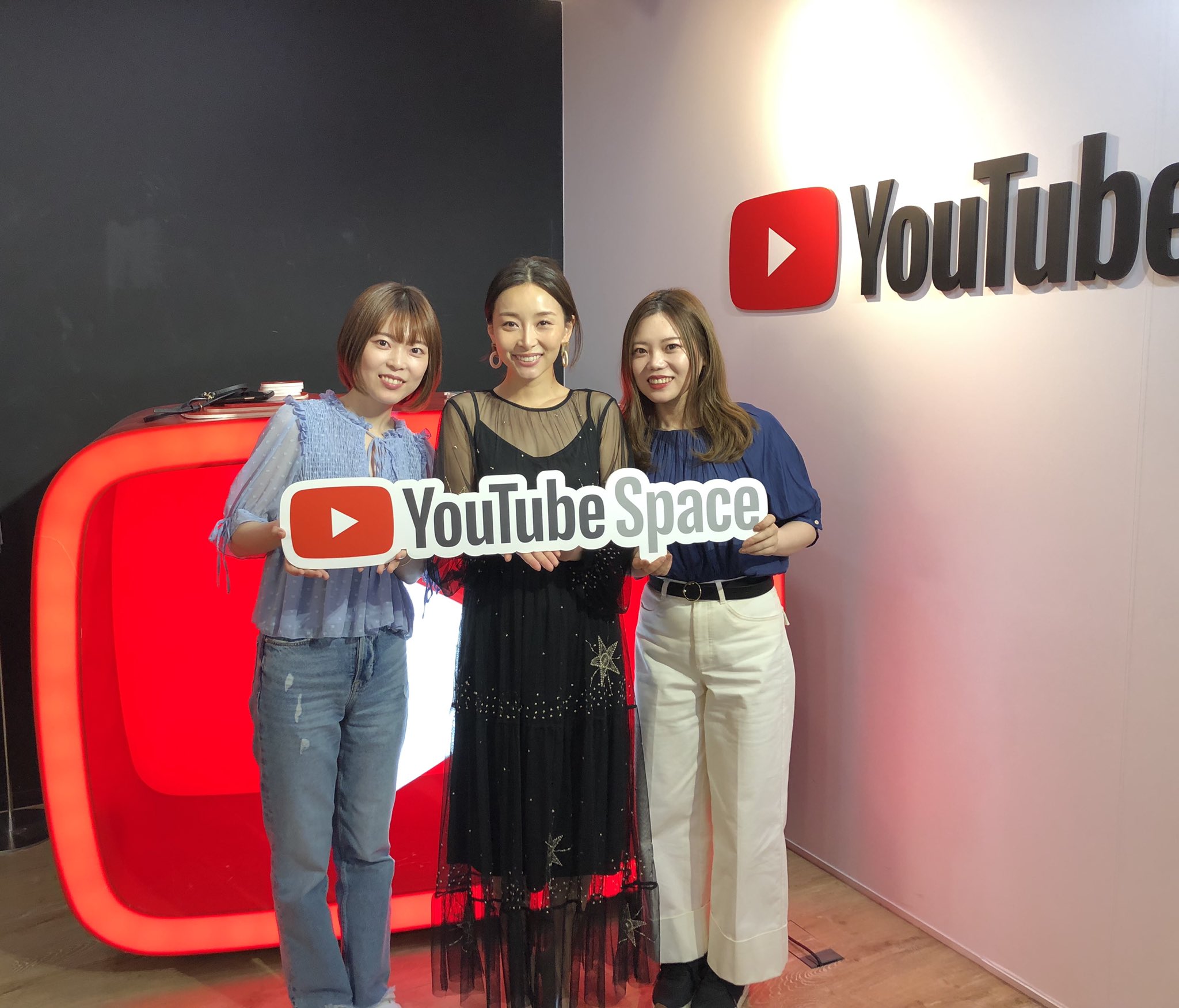 李姉妹ch 書籍 李姉妹のおしゃべりな中国語 発売中 クリエイターキャンプ1日目終了 なんと佐々木あさひさんとお写真撮っていただきました 美しくて気さくで お話しできて本当に嬉しかったです 明日はいよいよ撮影スタート 李姉妹ch 書籍 李姉妹のおしゃべりな中国語 発売中 クリエイターキャンプ1日目終了 なんと佐々木あさひさんとお写真撮っていただきました 美しくて気さくで お話しできて本当に嬉しかったです 明日はいよいよ撮影スタート