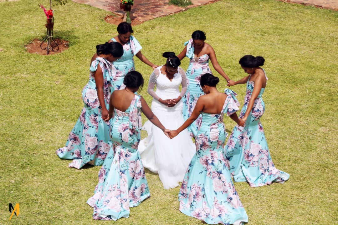 moosetsmedia's tweet photo. Wedding packages https://t.co/Rd6IUZ3Q1a
