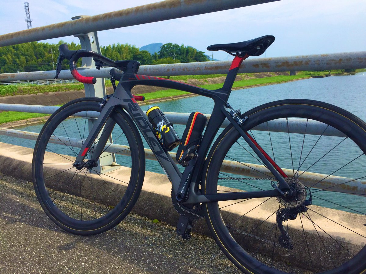 じょきんちゃん 自転車専用 Pa Twitter 我が家の3機 初号機 ビアンキ センプレプロ 弍号機 ビアンキ インテンソ 参号機 リドレー ノアファスト ロードバイク ロードバイク初心者 ロードバイク乗りと繋がりたい ビアンキ じょきんちゃん 自転車専用 Pa Twitter 我が家の3機 初号機 ビアンキ センプレプロ 弍号機 ビアンキ インテンソ 参号機 リドレー ノアファスト ロードバイク ロードバイク初心者 ロードバイク乗りと繋がりたい ビアンキ