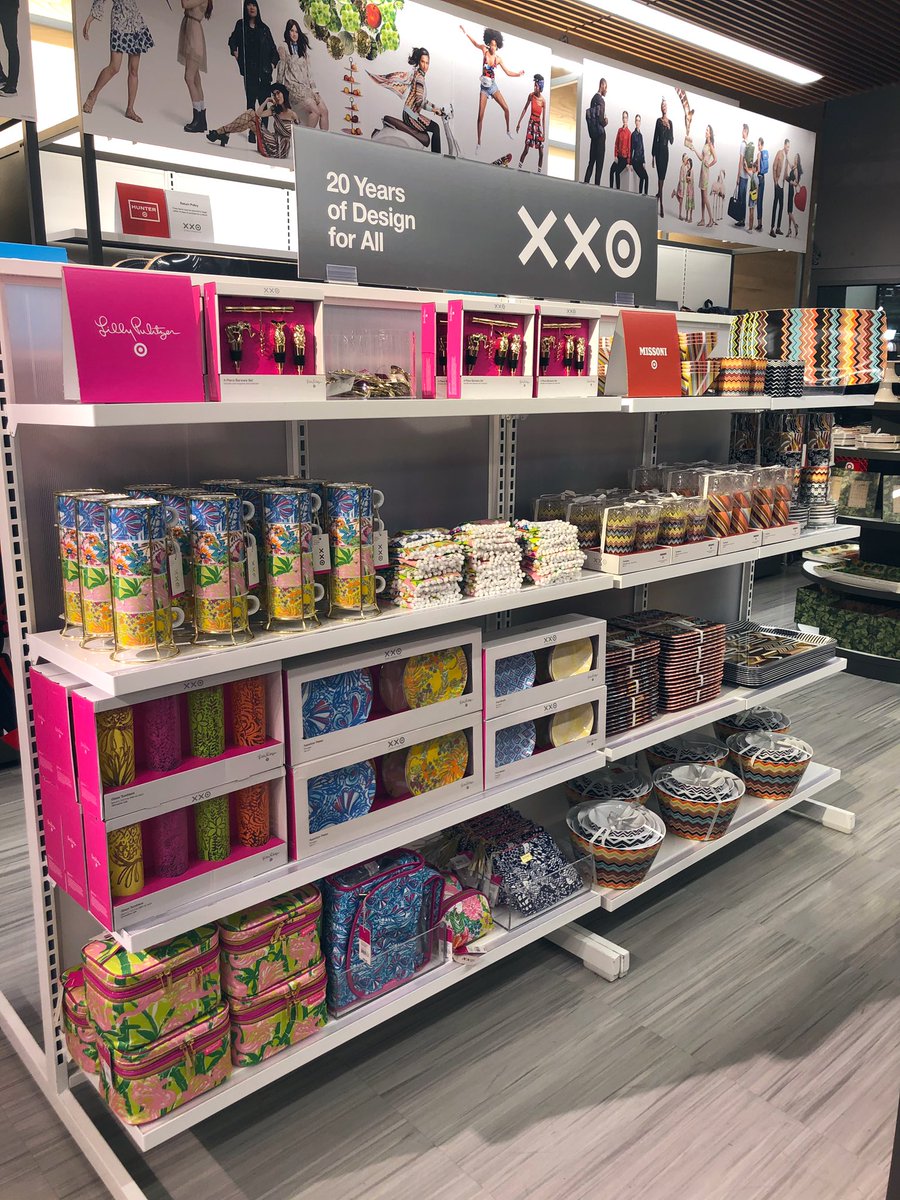 LouisVal_Visual's tweet photo. ATTENTION!! #Target limited time #XXO 20 year anniversary collection is HERE and ready at T-1344! 🙌✨ This was a FLAWLESS execution thanks to the team for ALL your support 😍 #TargetStyle #VML #VMLlife #VMLstyle @KellyMcGarrity @StevenRosini @ColonJosian https://t.co/jNrkx2d9Rt