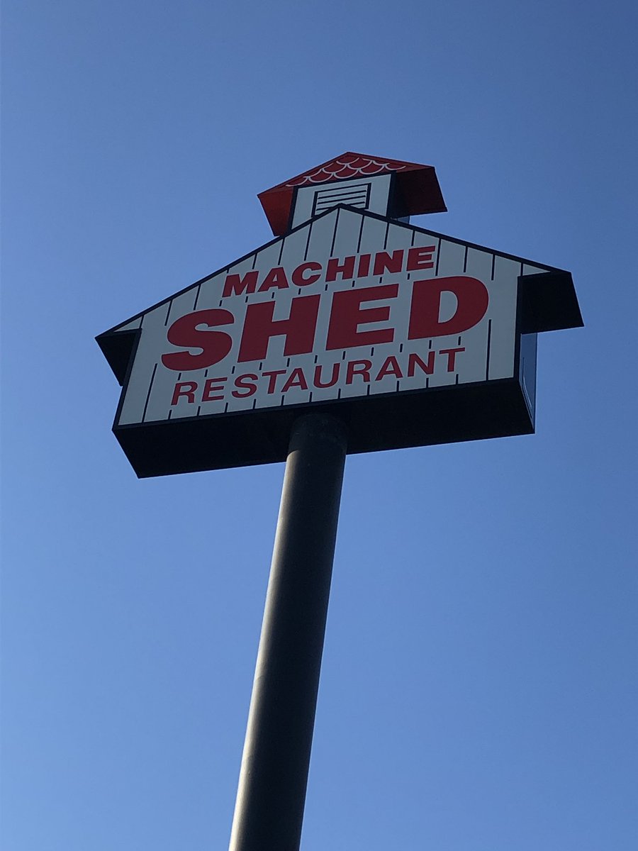 Class 7 at skid school. (Instructors at breakfast 🍳)