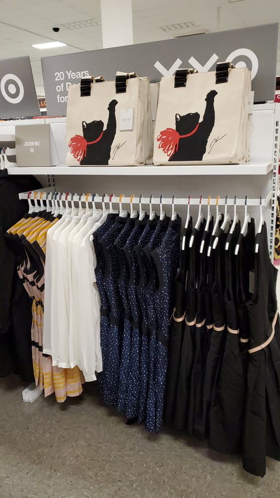 pinklotus1484's tweet photo. Ready, Set, LTO!!! Target XXO is all ready to help our T2006 guests discover the joy they felt during the last 20 years with our design partners all over again! ❌❌🎯 #Target #TargetStyle #Target20 #T2006 #targetxxo #target @everardogreena1 #targetjoy https://t.co/9SsMNGPfgu