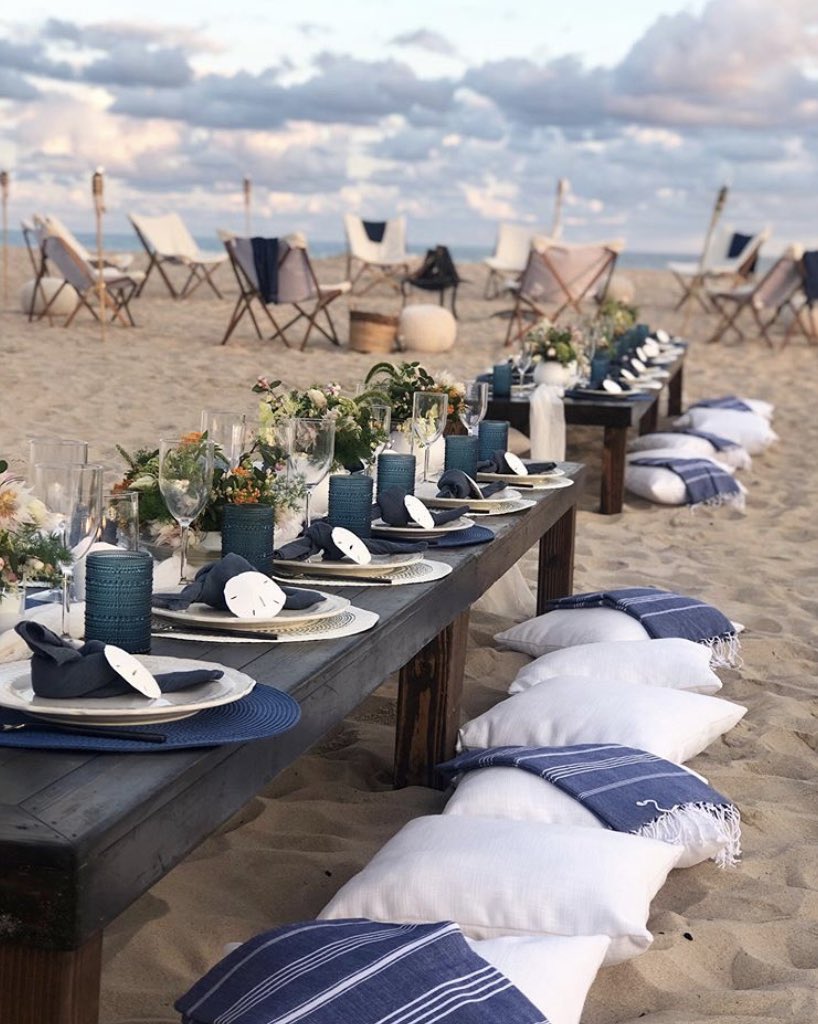 PBSEvents's tweet photo. We’ll always have the summer. And we think those blue beaded glasses transition well to fall parties, too. #hamptonsevents #beachparty https://t.co/ifIzsrL7Sm