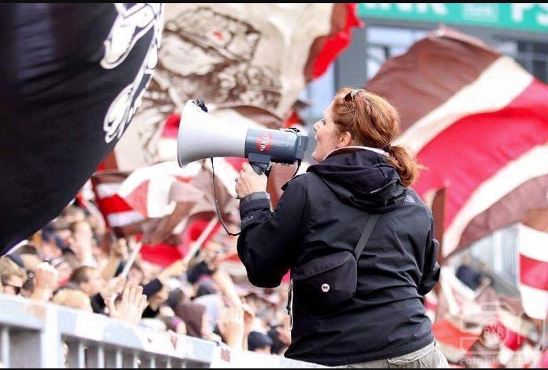 Donne ultras (@ilpriscio) on Twitter photo 