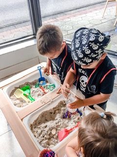WonderHereLLC's tweet photo. If you haven’t come to a Saturday morning Tots Class yet, you’re missing out! We loved going “Under the Sea” in July and becoming “Pirates &amp; Princesses” in August! Join us this month for “Dino-Rawr” class 🦕 and in October for “Monster Mania” 🧟‍♂️ https://t.co/iEtpF9d50w https://t.co/vIslNWLd7i