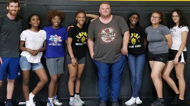 EstelaGCamacho's tweet photo. Females Playing Intense Youth Sports- Football &amp; Wrestling  https://t.co/4ICo85tycJ @Empire_Wrestle @DAYOinfosports @AndreaSyryla https://t.co/gt3cSXfb4f